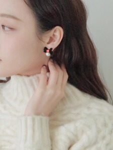 韩国东大门代购reina可爱少女圣诞新年风丝绒蝴蝶结珍珠耳环ins