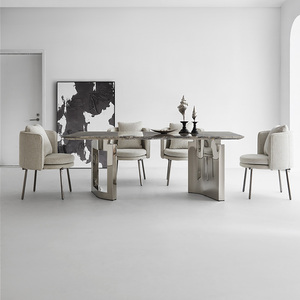 芬迪大理石餐桌轻奢高级感长方形现代小户型家用亮光高端奢石饭桌