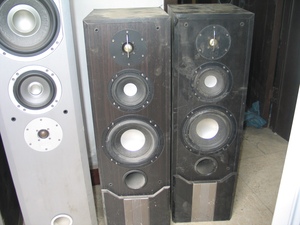 爱浪音响 avlight 主音箱 d200 150瓦 150w 一对的价格 运费实收