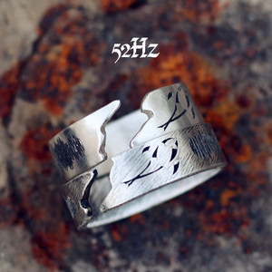 52赫兹戒指情侣