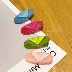 果冻色简约发夹