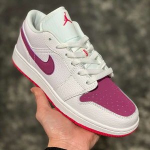 aj1 low情人节限定低帮白粉白紫乔1四色鸳鸯高帮板鞋女554723-161