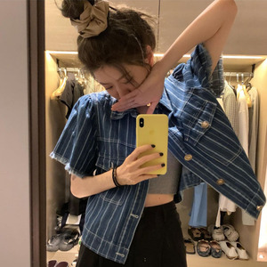 夏季薄款牛仔衬衫女复古港味ins短款小个子设计感小众短袖上衣潮