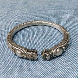 美丽银饰古董老银饰老银手镯明清老银手镯女款宫廷复古龙圈手镯