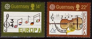格恩西1985年发行 欧罗巴 音乐 提琴 邮票2全带国名边纸 新 MNH