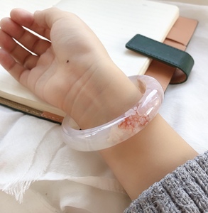 56圈口天然樱花玛瑙手镯奶油粉花牛血红凤九款美人镯一物一图