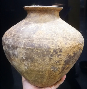 汉代,灰陶罐,东西完整,到代,特价499元包邮价格超低欢迎选购