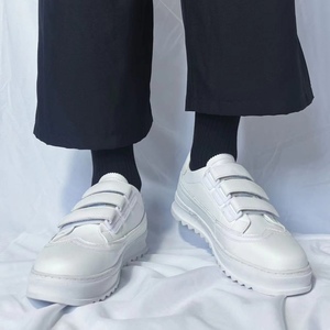 男鞋小白鞋夏季新款韩版男士布洛克板鞋百搭魔术贴增高运动休闲鞋