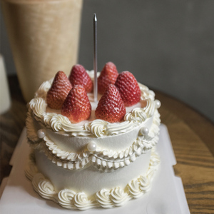 雅米小红书网红款蛋糕新鲜草莓复古动物奶油生日蛋糕北京同城配送