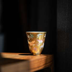盛古珍玩 金地百蝶闻香杯50ml 景德镇陶瓷茶具茶器
