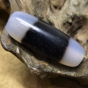 西亚老玛瑙 黑白珠 原色原矿 一物一图 x19