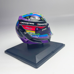 spark 1:5 汉密尔顿彩虹头盔 阿布扎比站 2021 树脂头盔 收藏摆件