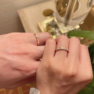 18k真金真钻格拉夫同款素金满钻laurence菱格纹情侣对戒珠宝定制