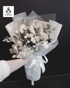loveflowergirls上海同城进口飞燕鲜花花束速递白色系