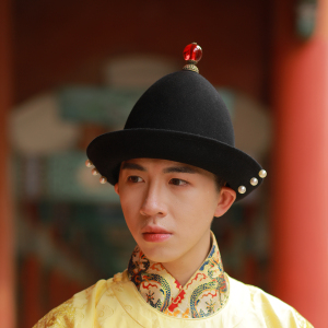 乌衣巷明制黑氊直檐帽皇帝毡帽帽檐上折手工缀珍珠古代汉服帽子男