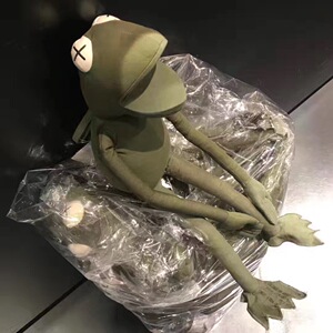 国内现货正品readymade frogman 青蛙玩偶军布背包挂件陈冠希公仔