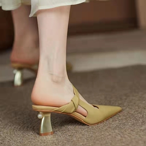 尖头半拖凉鞋女韩版2024时尚新款包头小高跟粗跟真皮法式软皮单鞋