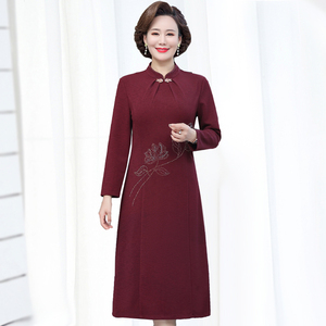 喜婆婆婚宴礼服中年妈妈连衣裙时尚洋气旗袍领烫钻裙子阔太太衣服
