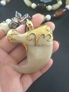 承接手工制作狗牙爪子包金包银镶嵌吊坠防裂保护套设计来图