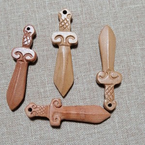 天然野生桃木雕刻剑 红绳手链项链手工编织diy配件压惊保平安