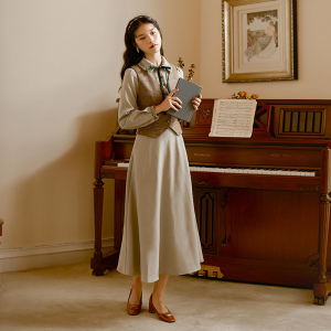 复古民国小洋装连衣裙女秋冬英伦学院风马甲两件套装名媛气质长裙