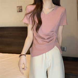 粉色v领短袖T恤女夏季2024新款设计感小众褶皱收腰开叉不规则上衣