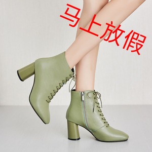高端綠色真皮短靴女鞋子牛皮秋冬系帶歐美加絨粗跟方頭高跟鞋馬丁