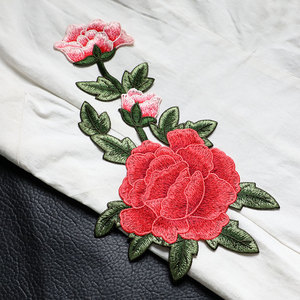 多色牡丹大号布贴绣片重工彩色水溶刺绣贴花衣服装饰服装辅料手缝