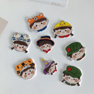 情侣刺绣diy材料包自绣可爱卡通图案绣衣服胸针请人节意义礼物