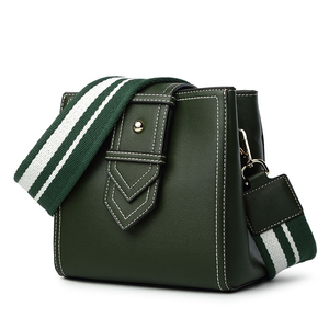 稻草人斜挎包女2018新款