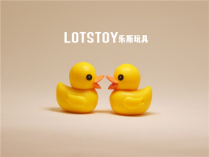 小黄鸭塑料玩偶