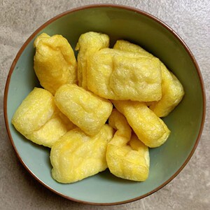 浙江丽水松阳特产油豆腐豆方子茶油炸制手工磨制熟食豆皮火锅