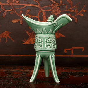 宋 龙泉窑 三足帝王酒樽 古董瓷器古玩仿古瓷器 老货收藏 全手工