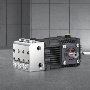 316l不锈钢三缸高压柱塞泵海水淡化化工泵耐酸碱陶瓷水封流量电动