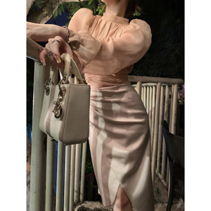 tongse | 郁金香半裙 垂坠缎面质感半身裙女秋花苞型遮肉不规则裙