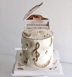 烘焙蛋糕装饰 优雅白金色三角钢琴八音盒音乐盒生日蛋糕摆件插牌