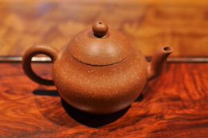 王金川紫砂壶㊣原矿料全手工㊣手拉工艺『金砂泥雅亭』260cc