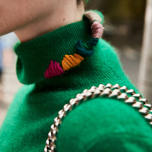 小虫意大利设计师联名帚尾袋貂绒 毛衣,粉色,s码,长胖了,有