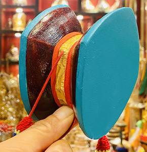 尼泊尔羊皮手鼓紫檀木藏传密宗法器鼓嘎巴拉鼓断法鼓供法迷你小鼓