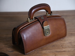 手提古典小医生包 意大利普达狮pratesi植鞣牛皮手染色复古优雅