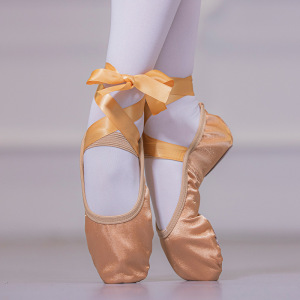女童缎带芭蕾舞鞋足尖室内瑜伽练功鞋绑带形体鞋成人缎面舞蹈软底