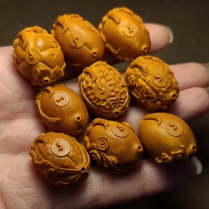 福中堂 精品橄榄核雕手串 八宝茶壶 末白老师作品
