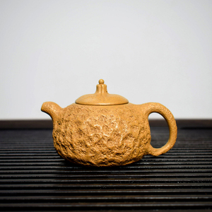宜兴全手工紫砂壶名家白雪山泡茶壶黄金段泥小容量供春壶送礼茶具