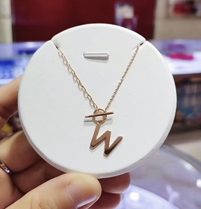 周大生项链女18k玫瑰金