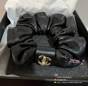 现货 22c chanel香奈儿头绳 黑白色真皮大肠双c 发圈发饰 发绳