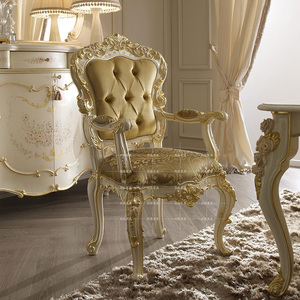 别墅高端定制欧式轻奢实木雕花布艺餐椅法式新款原木饭凳贵族家具