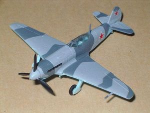 万代bandai wingclub 1/144苏联yak9雅克9战斗机成品模型全新现货