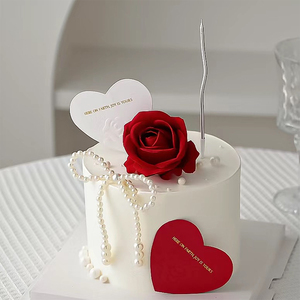 520蛋糕装饰 情人节心形红色白色珍珠蝴蝶结 唯美蛋糕插牌