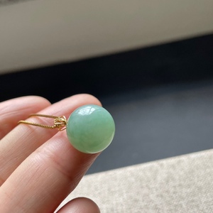 特价 18k金扣镶嵌天然翡翠转运珠吊坠 龙珠财源滚滚无纹裂 送证书