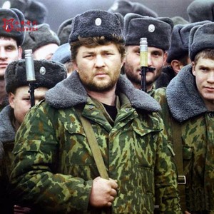 十几斤重,俄罗斯jun队,正品 公发,vsr竖纹迷彩棉服93